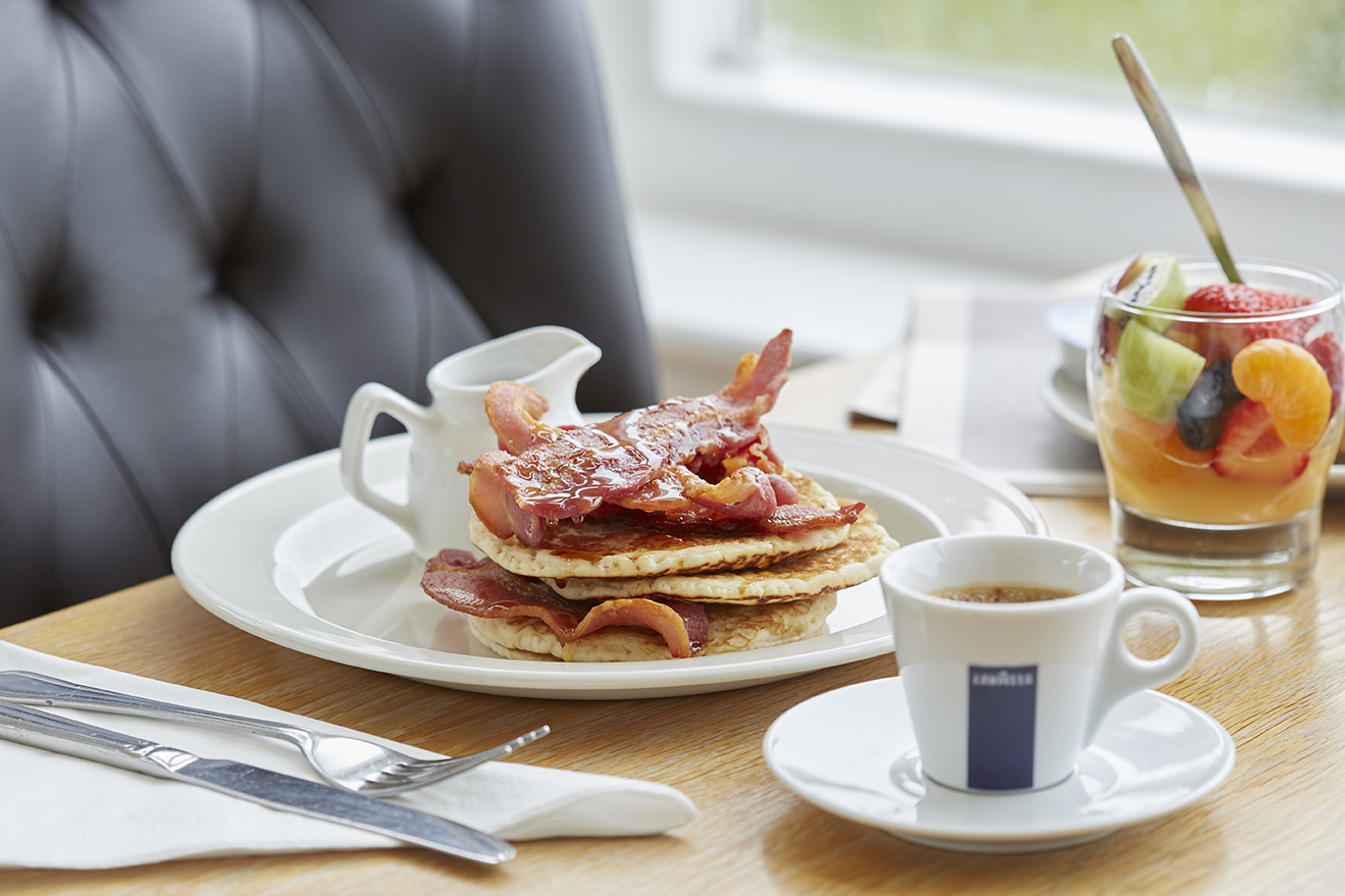 Bed & Breakfast Hotel Breaks at Luccombe Manor Country House Hotel, Shanklin, Isle of Wight Bed & Breakfast Breaks at Luccombe Manor Country House Hotel, Isle of Wight