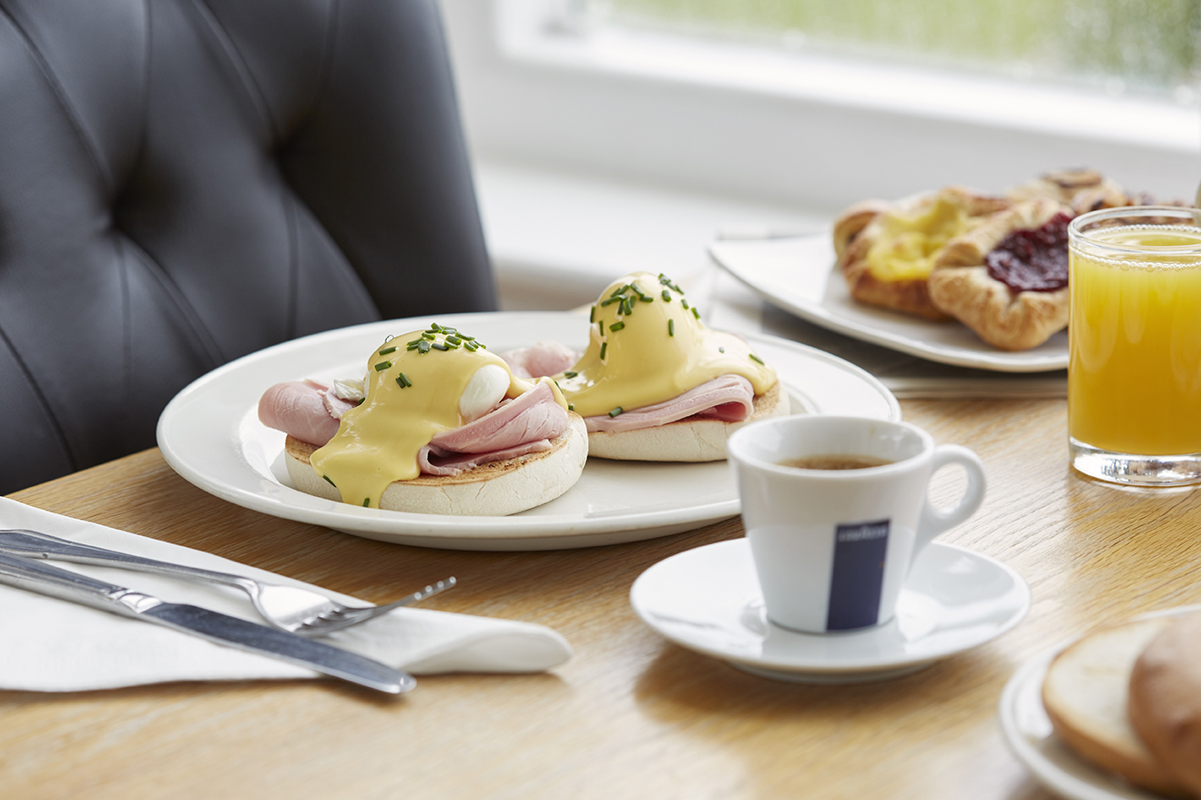 Bed & Breakfast Breaks, Luccombe Manor Country House Hotel, Isle of Wight Breakfast, Luccombe Manor Country House Hotel, Shanklin, Isle of Wight